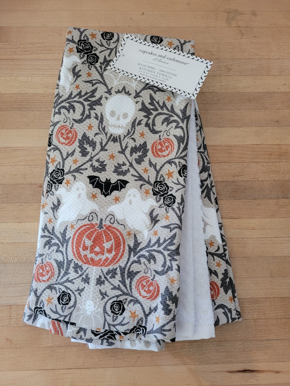 NEW Cupcakes and Cashmere Halloween Kitchen Towel - Pumpkin & Skull Design